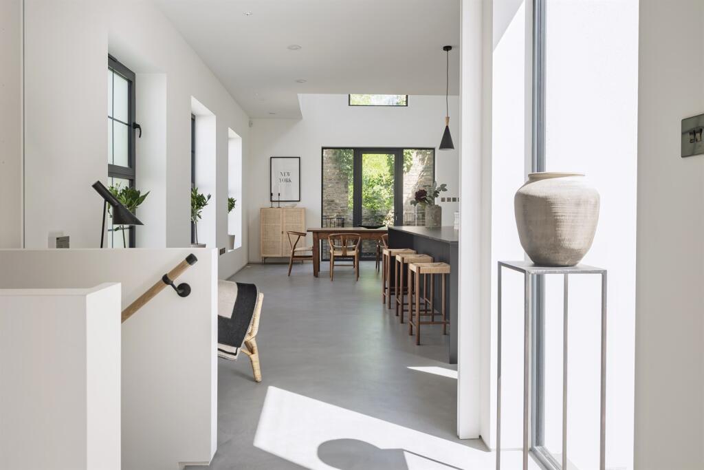 House in London - More