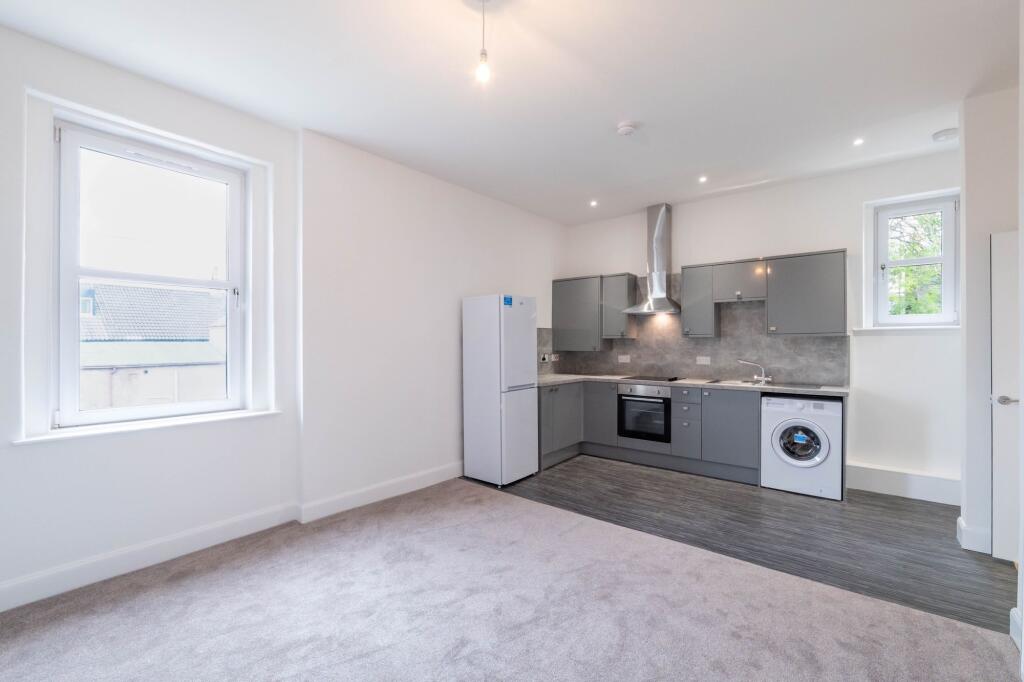 East Main Street, Broxburn, EH52