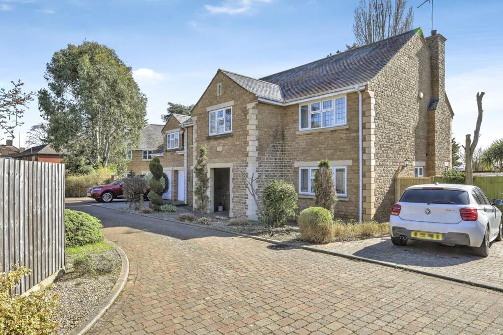 Main image of property: Cotton Meadow, Northampton, NN5