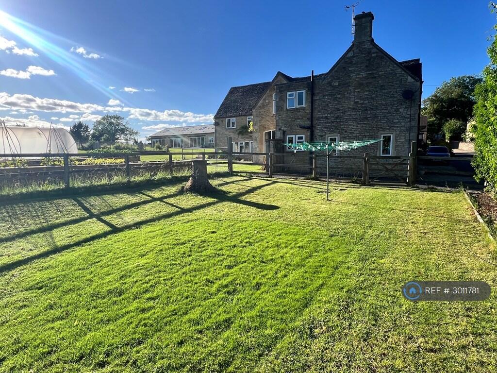 House in Gloucester - More