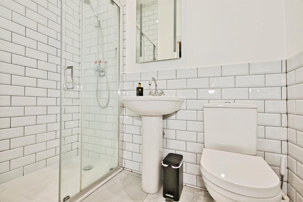 Additional image 16 of Hendford Hill, Yeovil