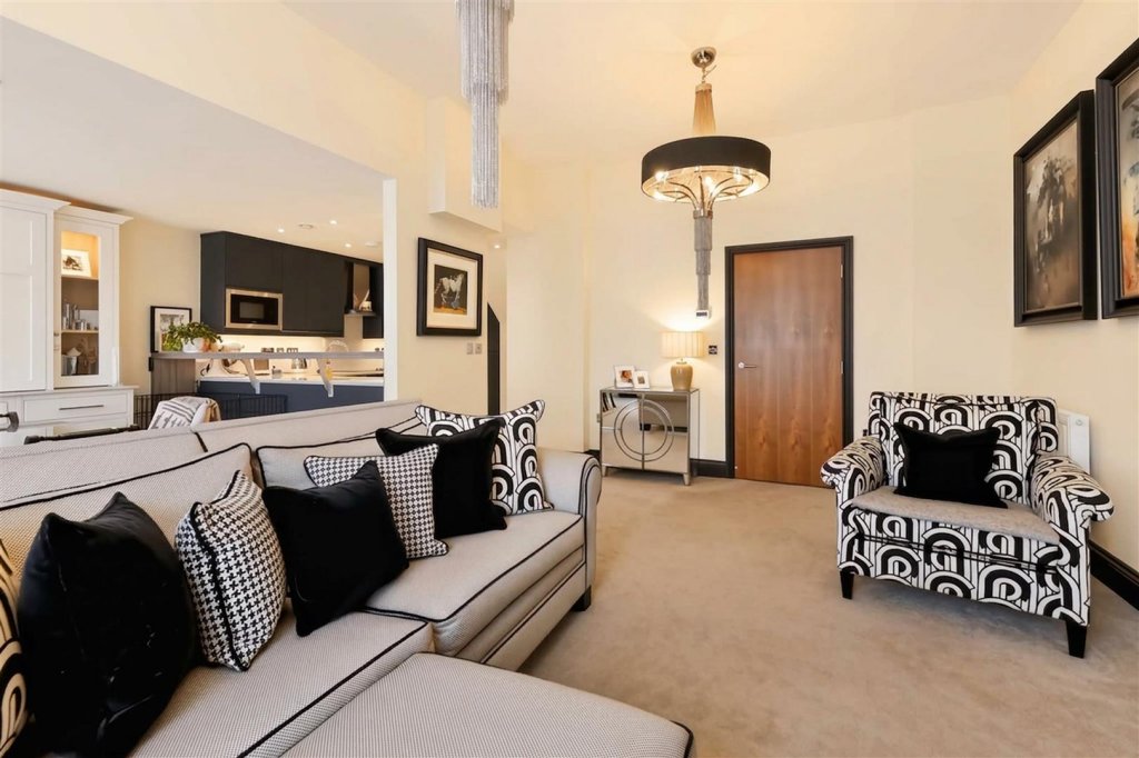 Apartment in York - View 4