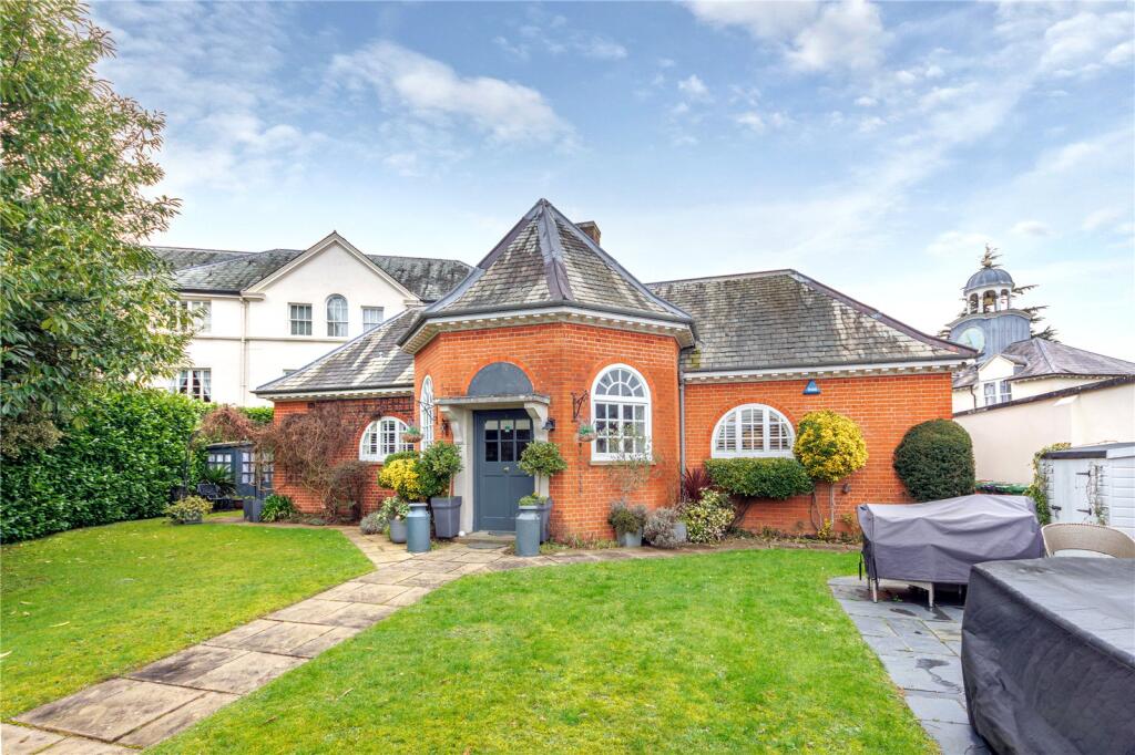 Main image of property: Grace Avenue, Shenley, Radlett, Hertfordshire, WD7