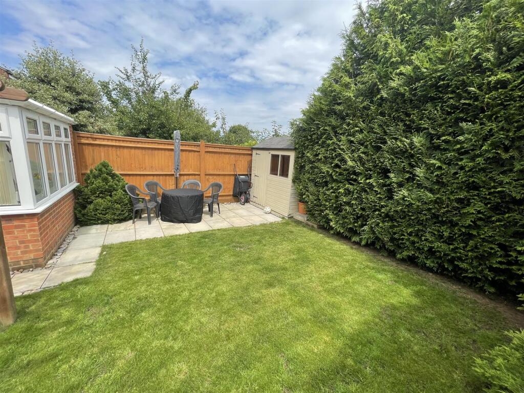 House in Tonbridge and Malling, Leybourne - More