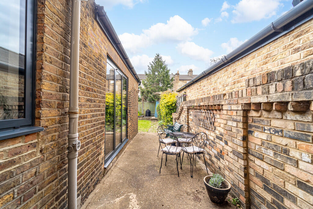 Apartment in London, Stroud Green - View 5