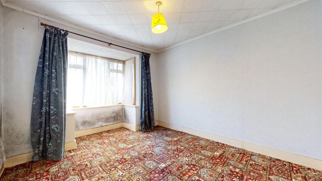 House in Romford - View 5