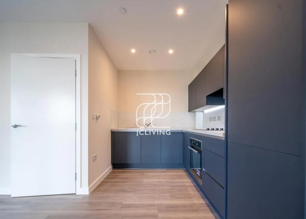 Main image of property: Green Ferry Way London E17