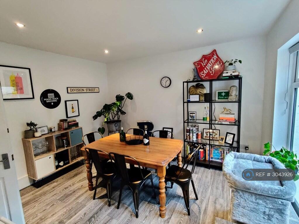House in Leeds - View 4