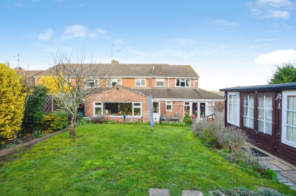 Additional image 18 of Wroxham Way, Harpenden