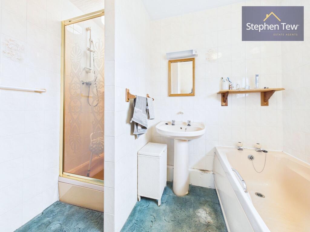Sedgefield Close, Blackpool, FY4 photo 4