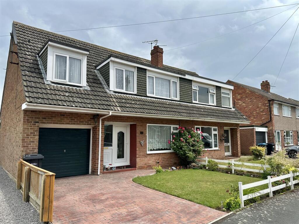 5-bed semi-detached on Saxty Way, Sowerby, £295,000