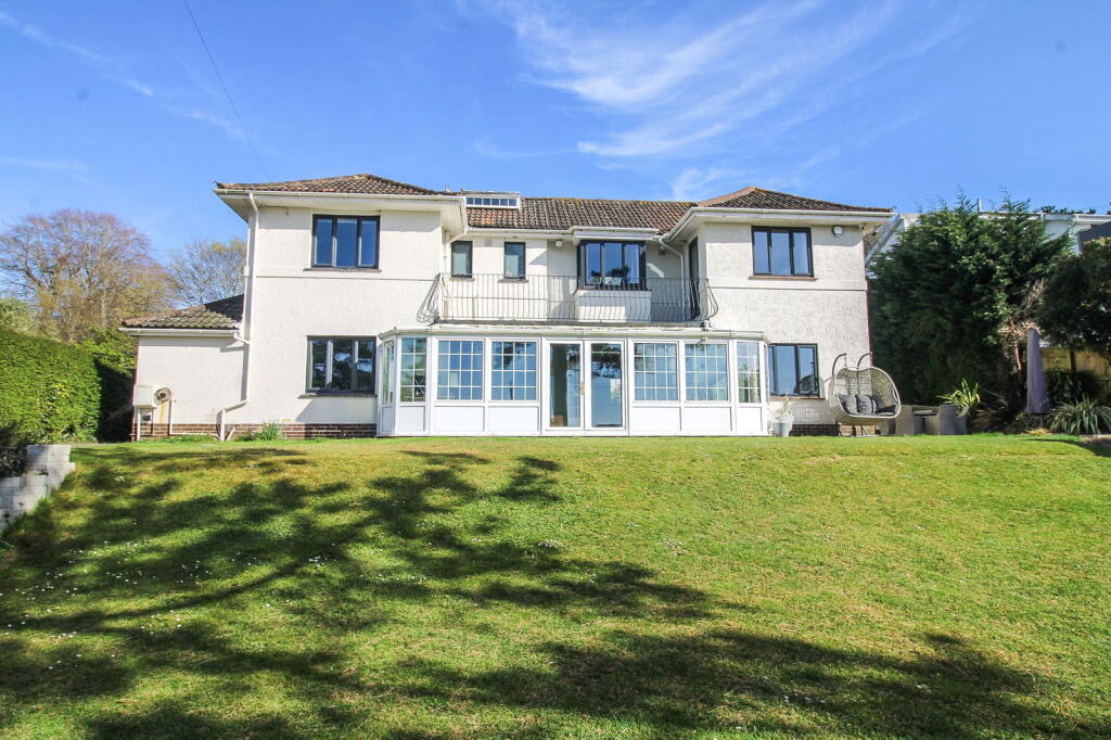Main image of property: Esplanade Road, Portishead