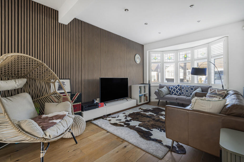 House in Twickenham - View 5
