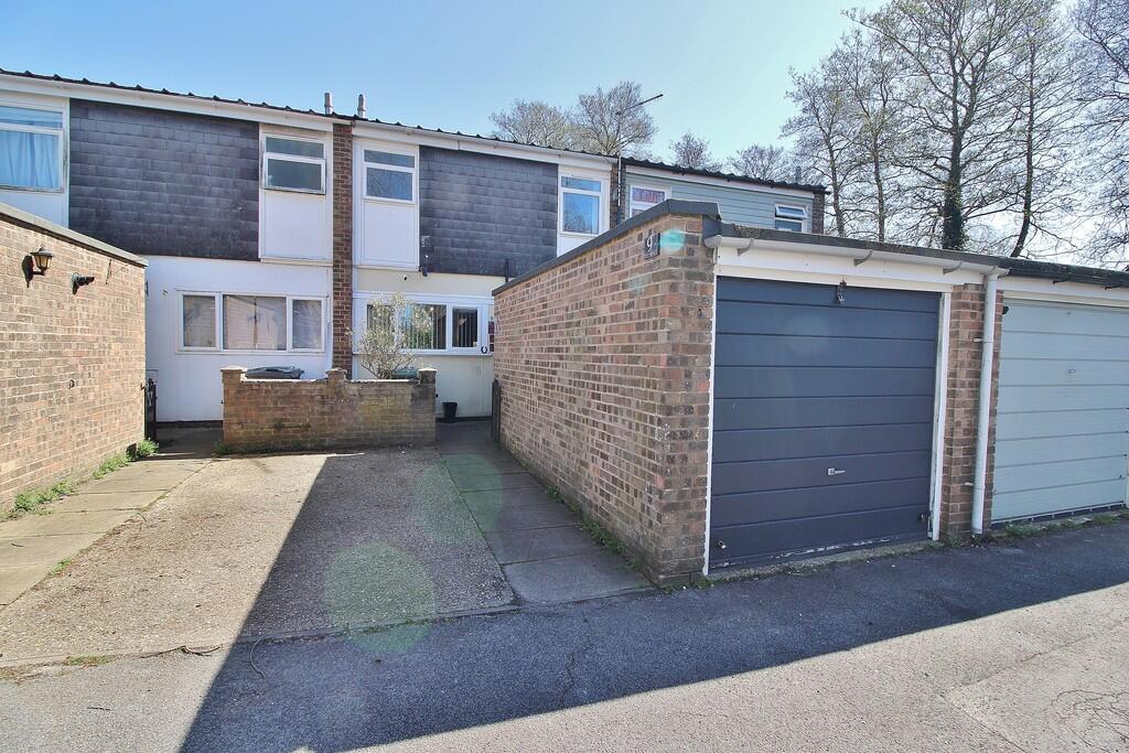 Main image of property: Magpie Walk, Cowplain