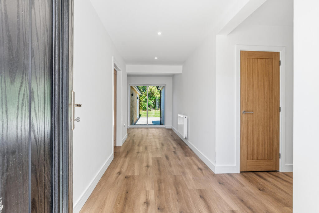 House in Eydon, West Northamptonshire - View 4