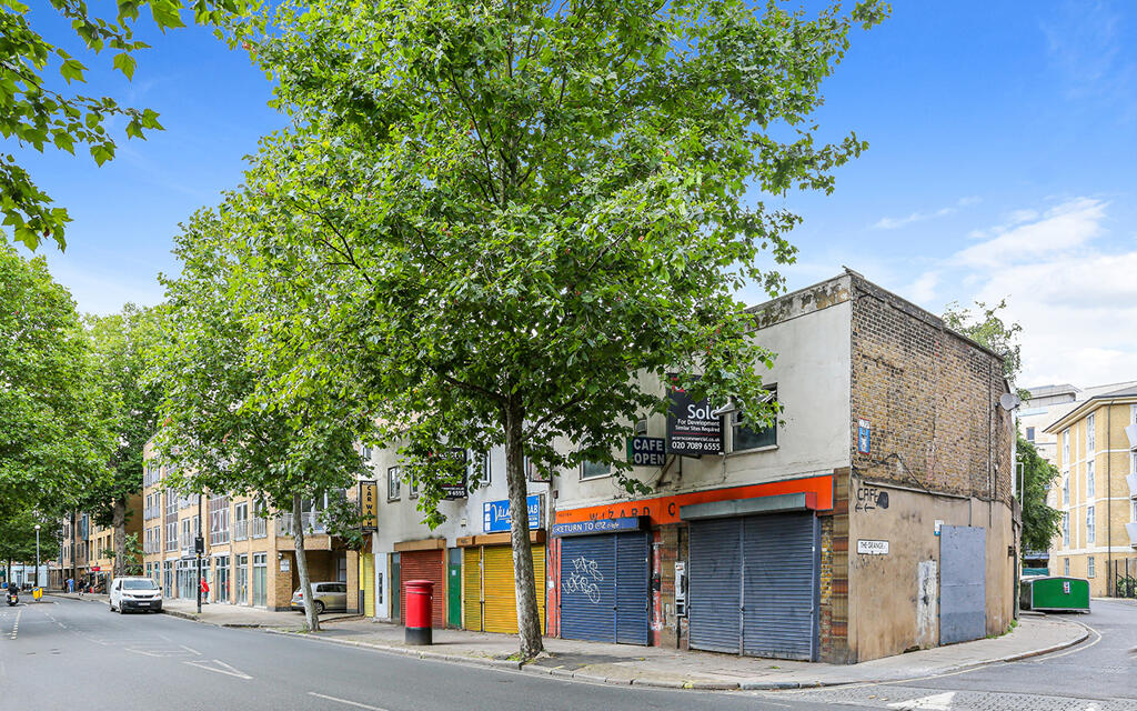 Main image of property: 165 Grange Road, London, SE1 3AD