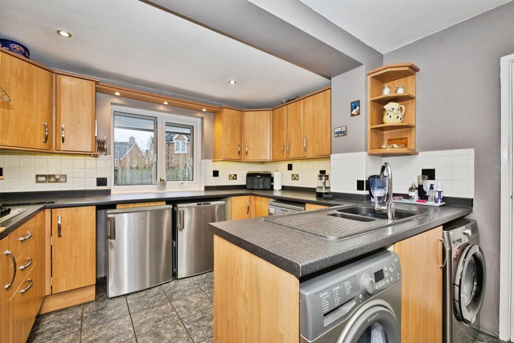 Additional image 2 of High Lea, YEOVIL