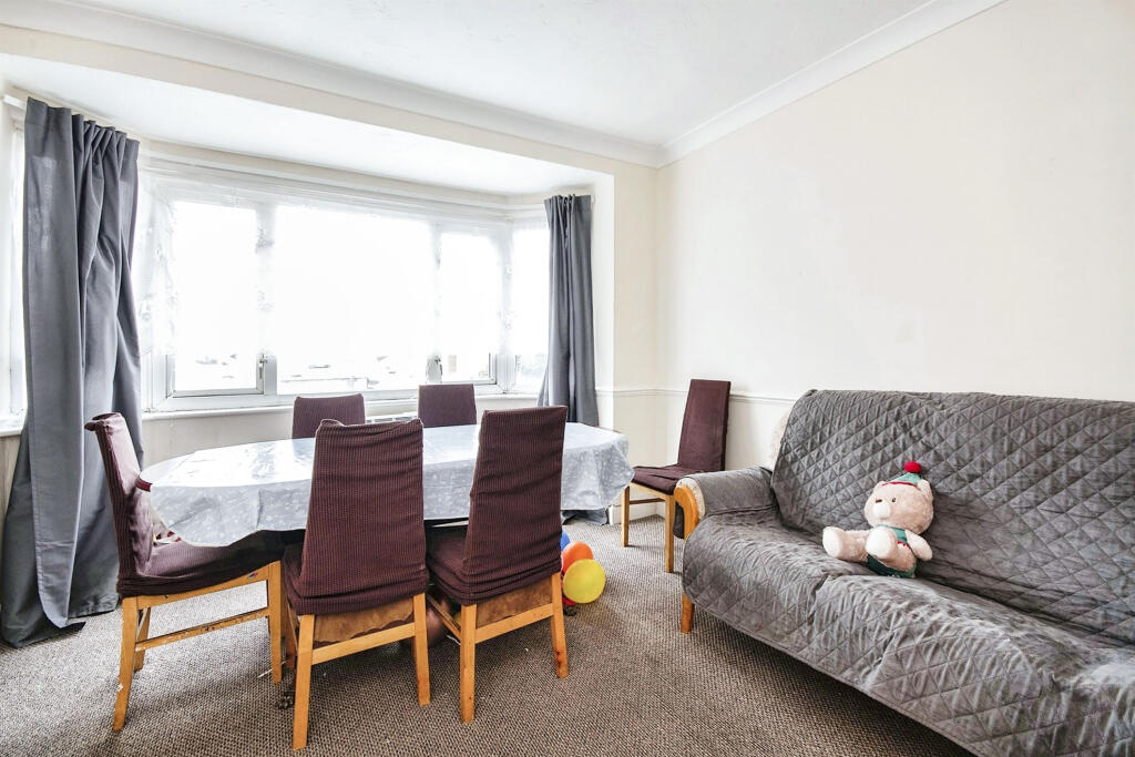 Apartment in Bournemouth - View 3