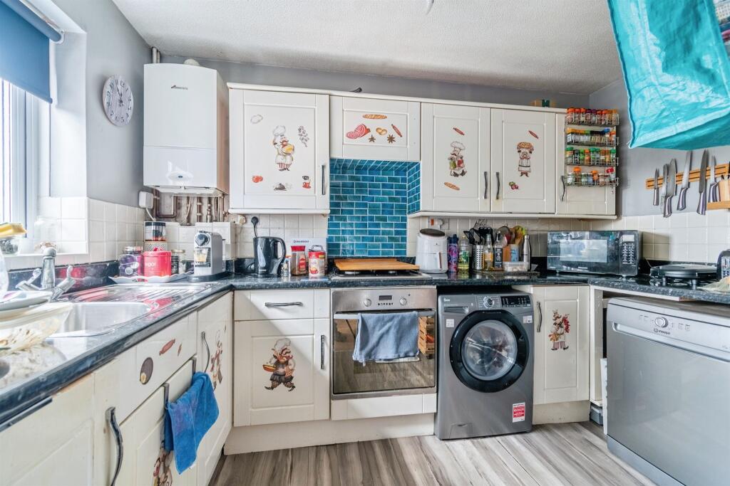 House in Chippenham, Monkton, Pewsham - View 4