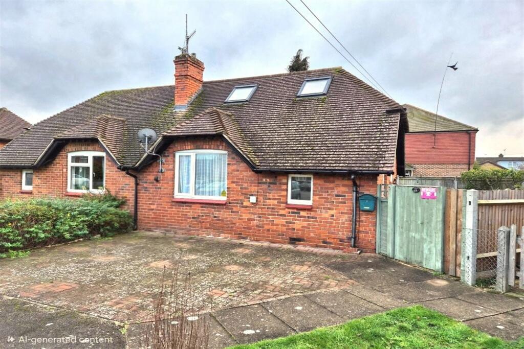 Main image of property: 2 bedroom Semi-Detached Bungalow in Farncombe