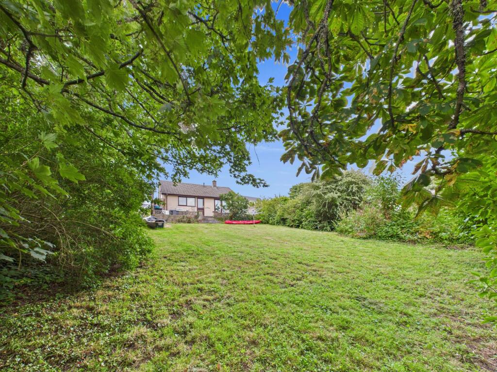 Cosheston, Pembroke Dock, SA72 photo 2