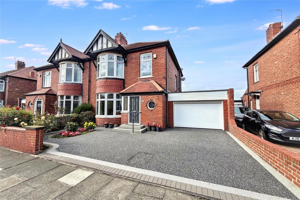 Main image of property: Kingsway, Tynemouth, NE30