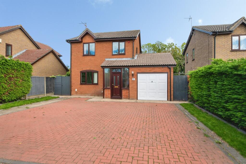 Main image of property: Hawthorn Bank, SPALDING