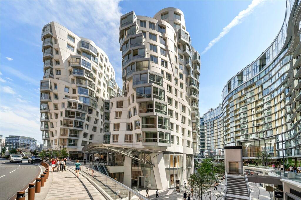 Apartment in London - More