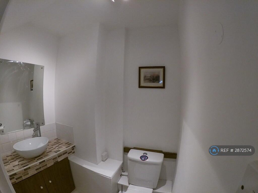 2 bedroom terraced house for rent