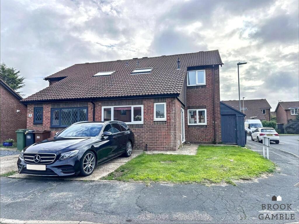 4 Bedroom Semi-Detached in BN22 0LQ