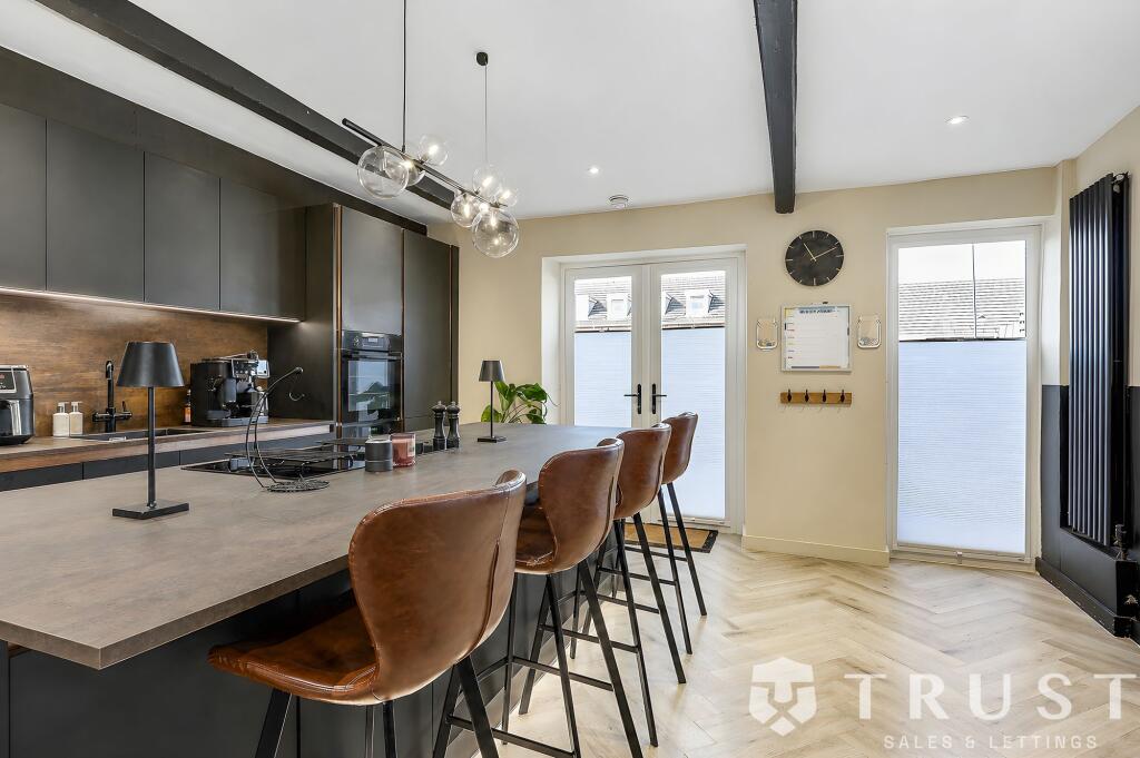 House in Wakefield - View 5