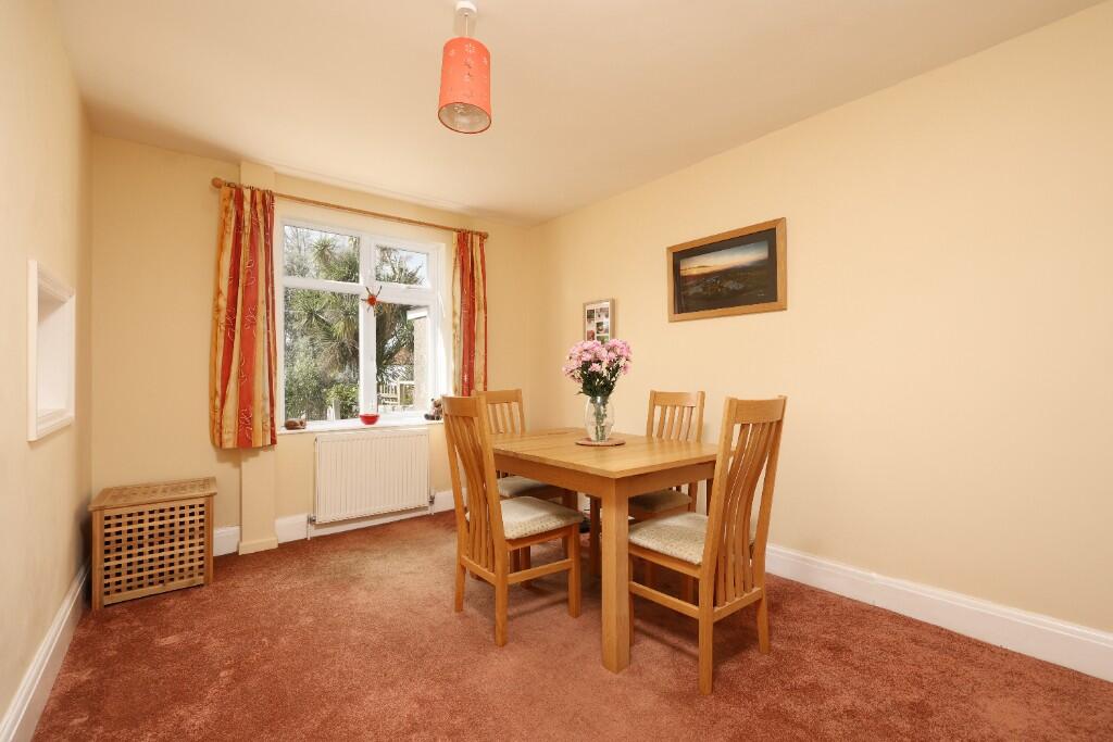 House in Bristol, Manor Farm, Southmead - More