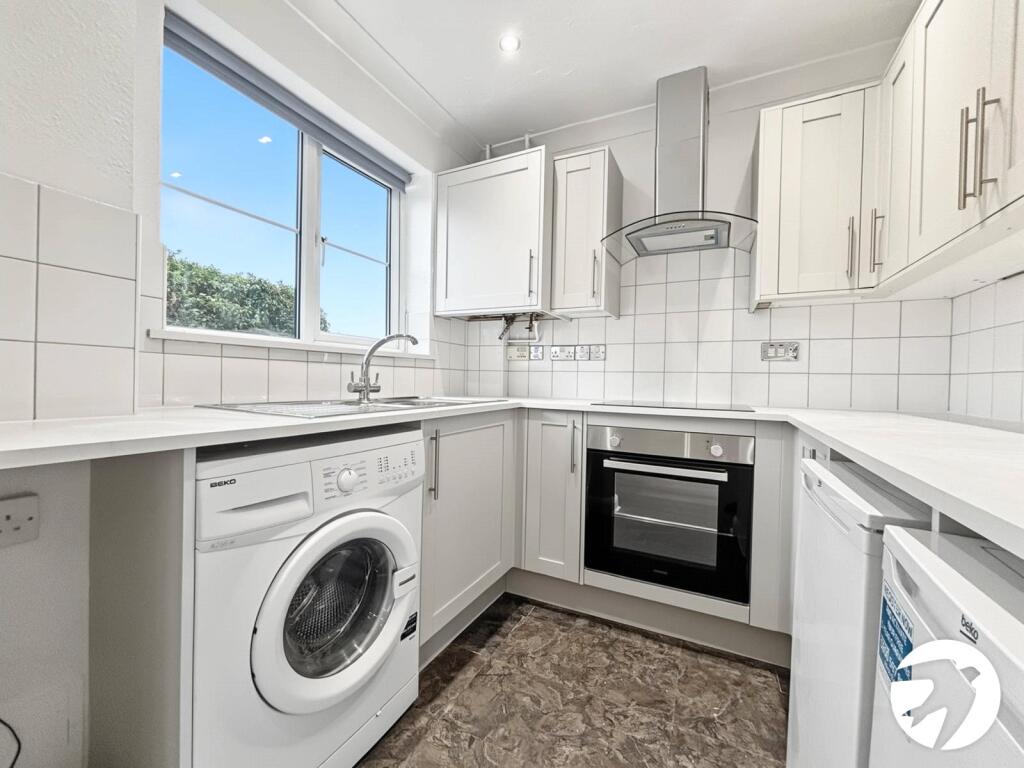House in Dartford, Temple Hill - View 3