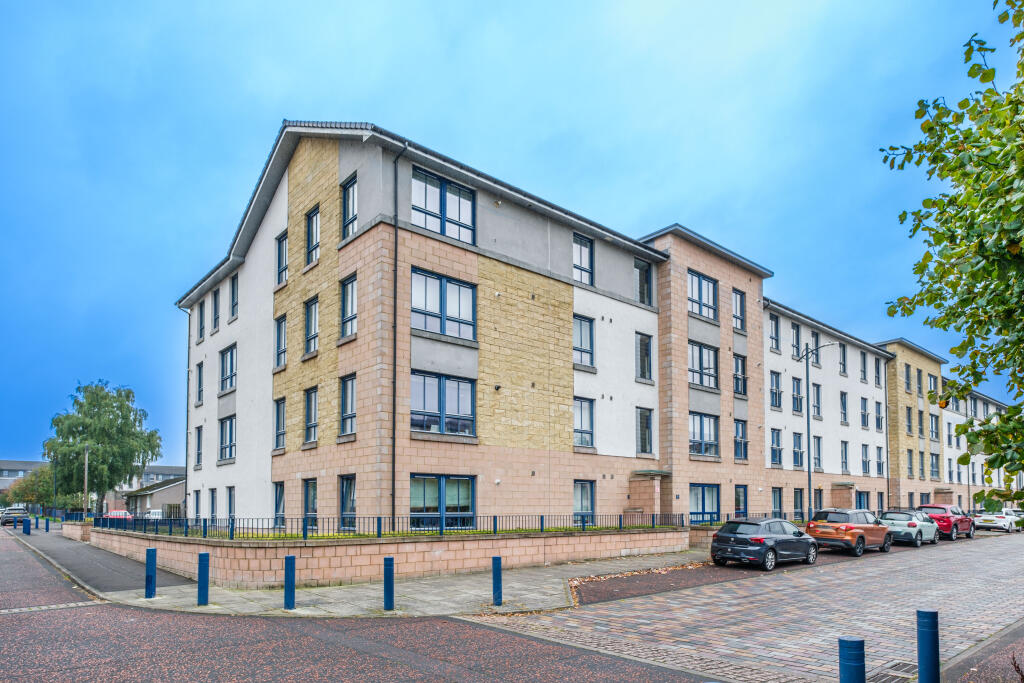 Main image of property: Flat 2/1, 9 Oatlands Square, Glasgow, G5