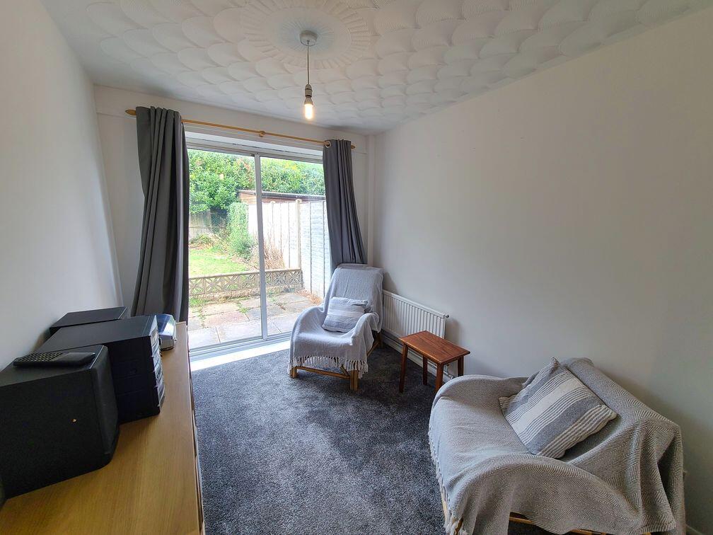 House in Southampton - More
