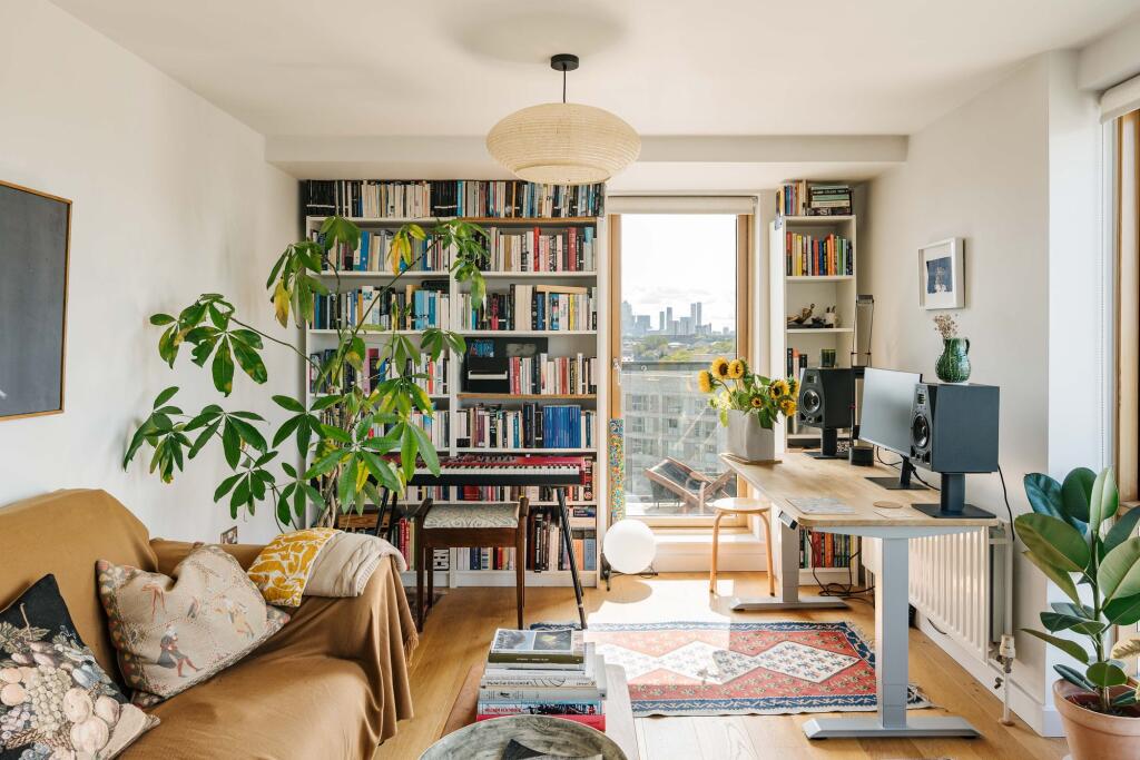 Apartment in London, Biggs Square, Hackney Wick - View 5