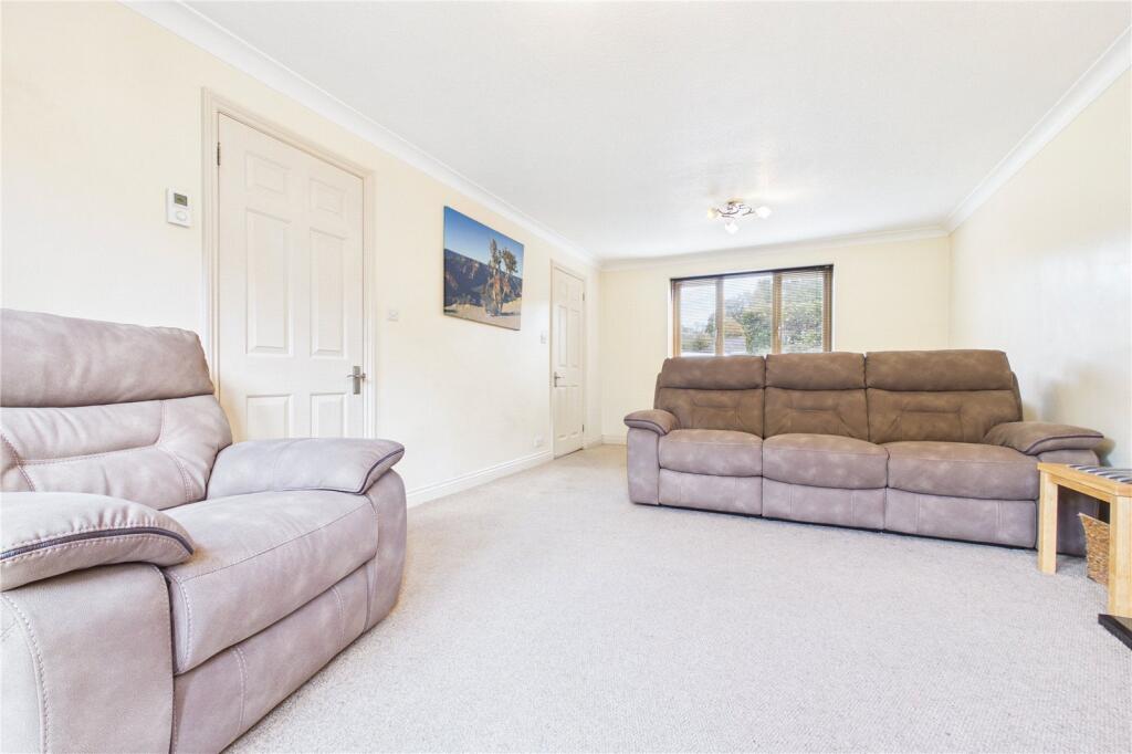 House in Compton, West Berkshire - More