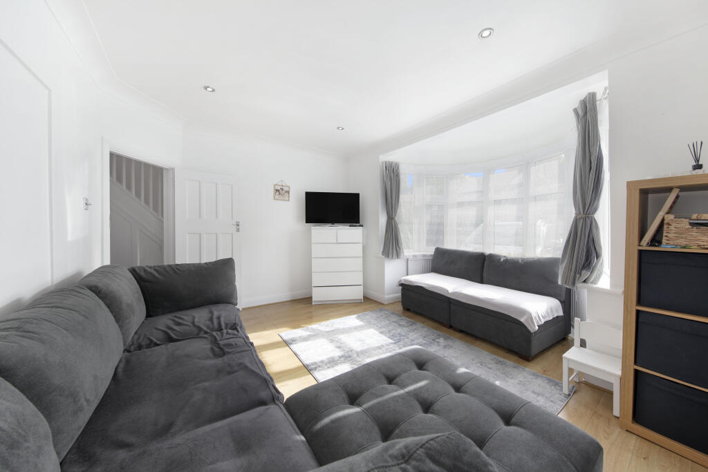 House in London - View 4