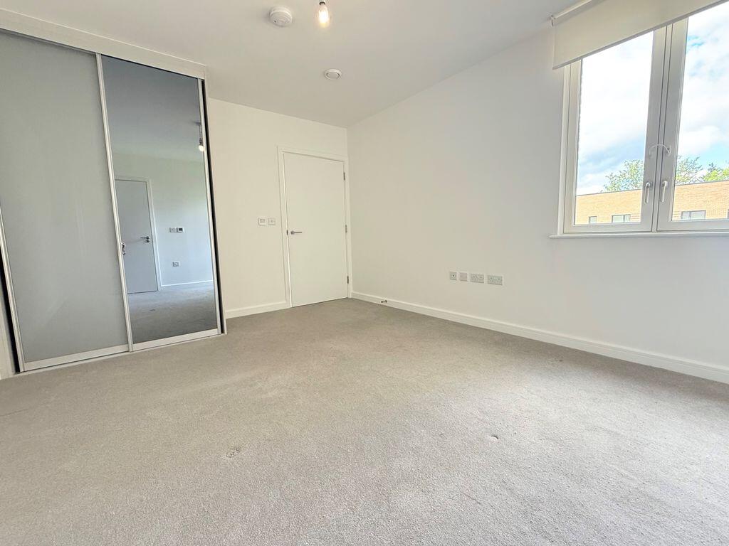 Apartment in London - View 3