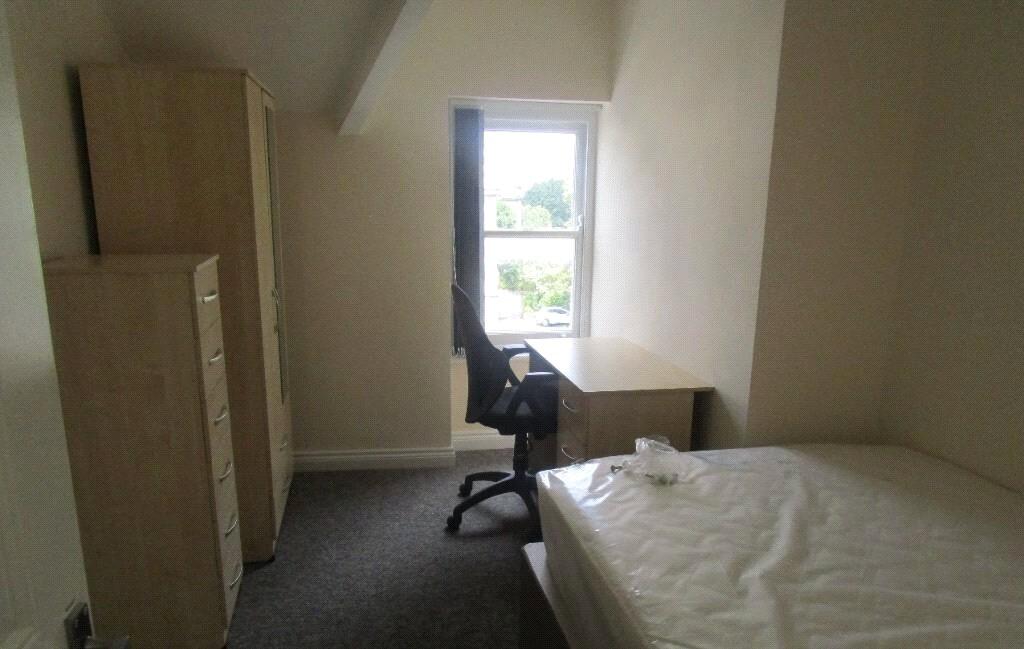 4 bedroom apartment for rent