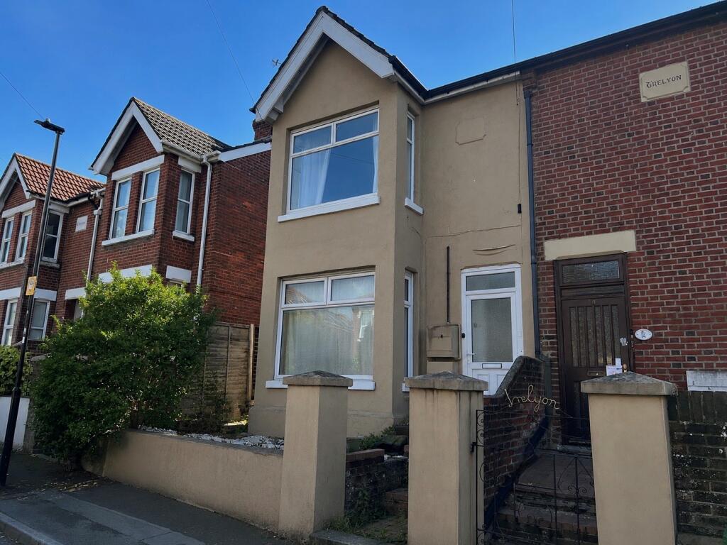 Main image of property: Sholing Road, Sholing