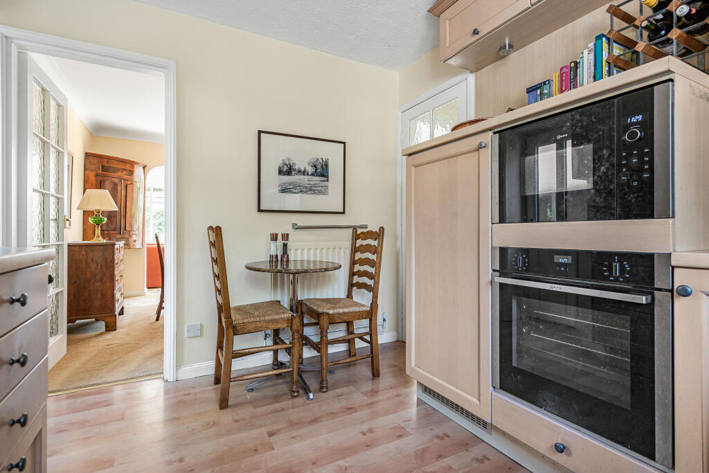 House in Welwyn Hatfield, Welwyn - More