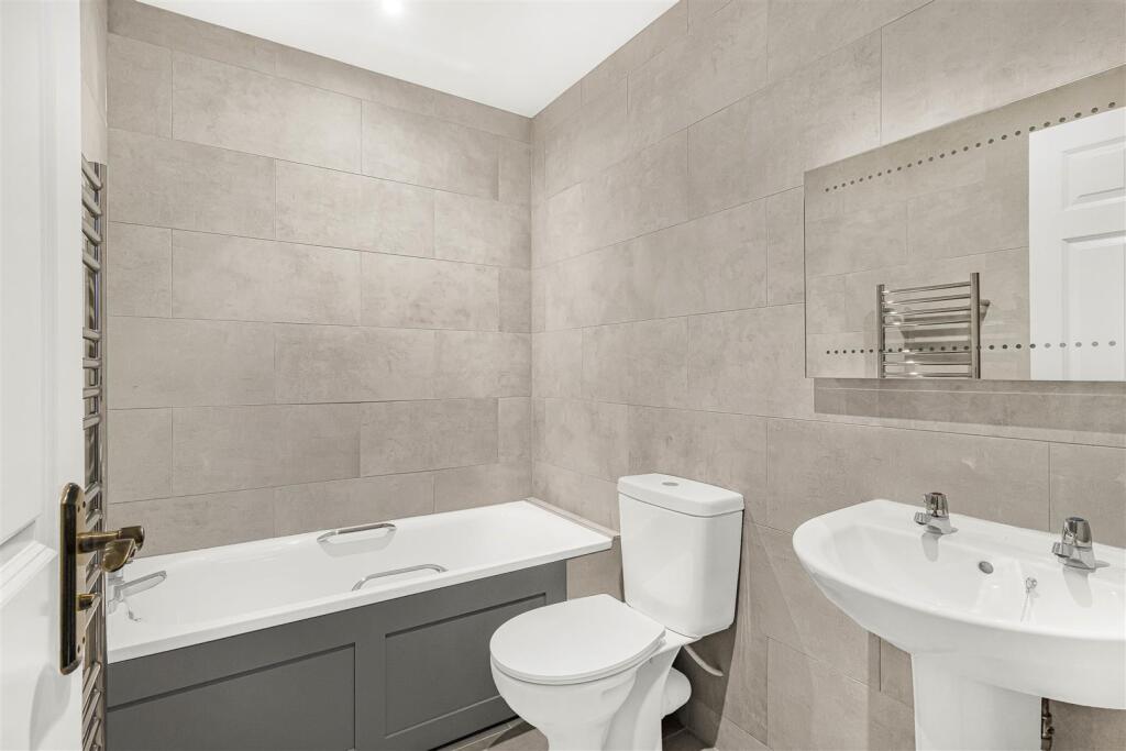 Apartment in Cambridge - More