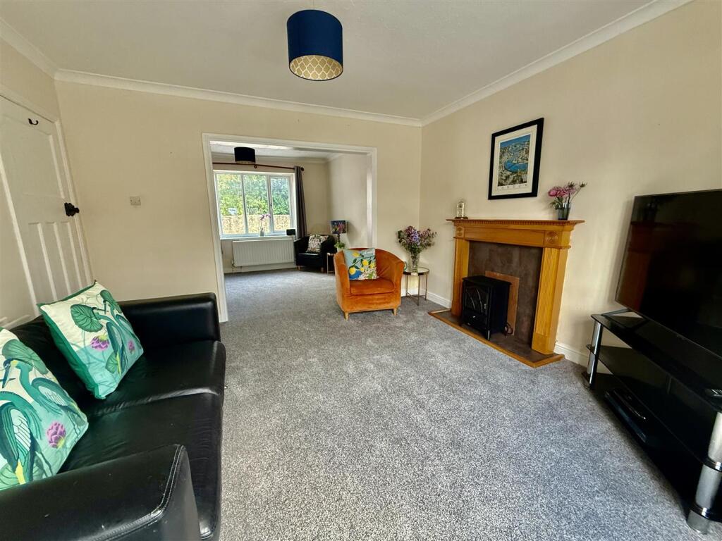 House in Aycliffe Village, Great Aycliffe - More