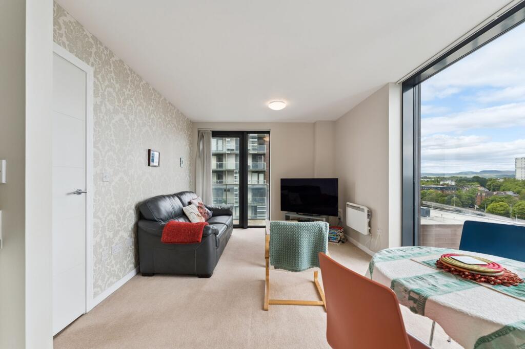 Meadowside Quay Walk, Flat 10/1, Glasgow Harbour, Glasgow, G11 6DT - View 3