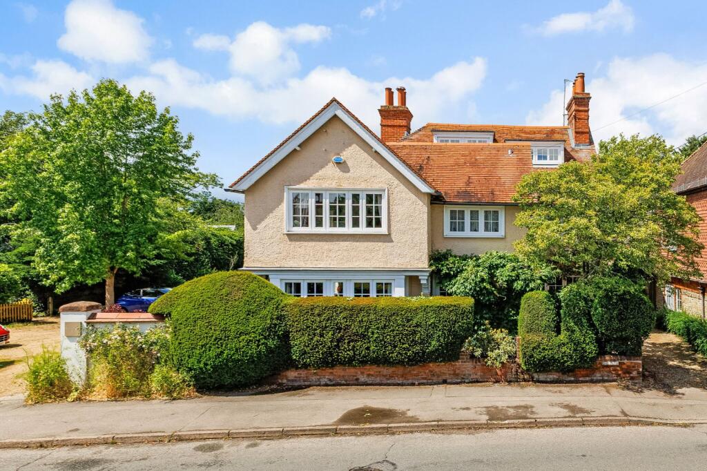 Main image of property: High Street, Long Wittenham, Abingdon, Oxfordshire