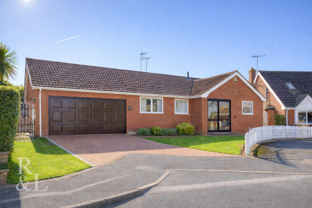 3-bed detached on Dorchester Gardens, West Bridgford, Nottingham, £475,000