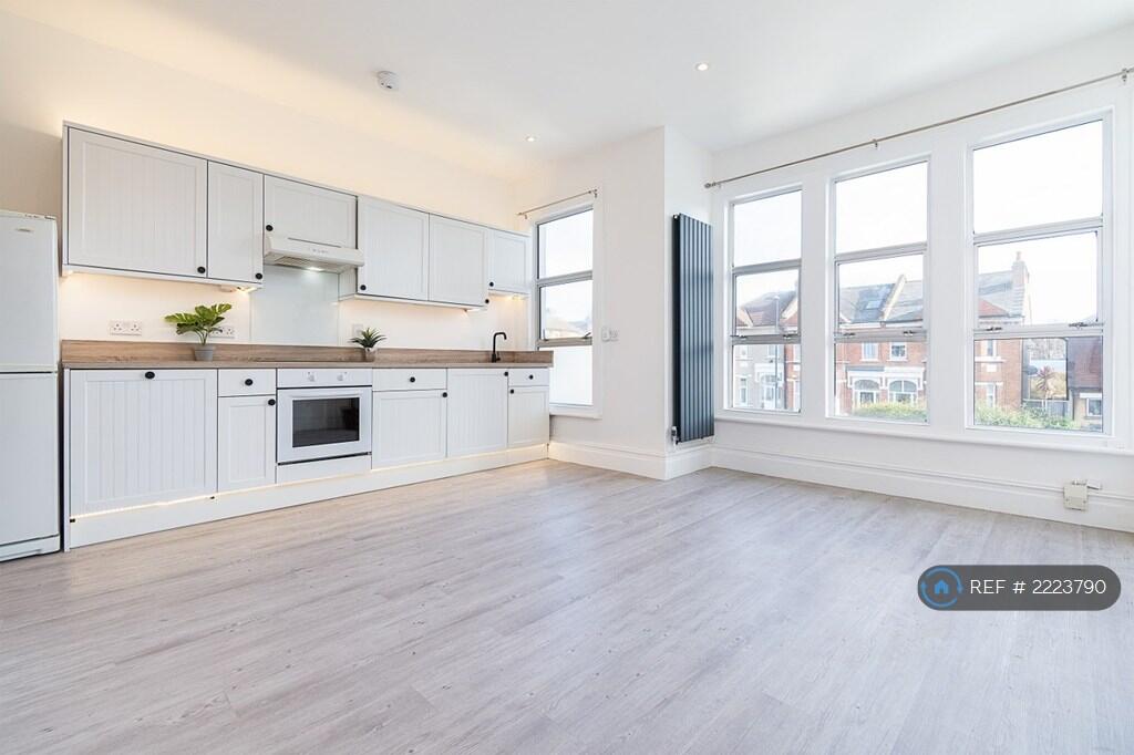 Main image of property: Greyhound Lane, London, SW16