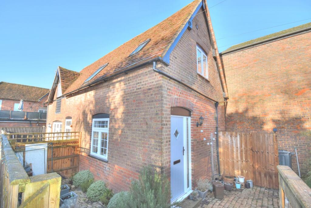 Main image of property: The Coach House, New Road, Princes Risborough, Buckinghamshire, HP27