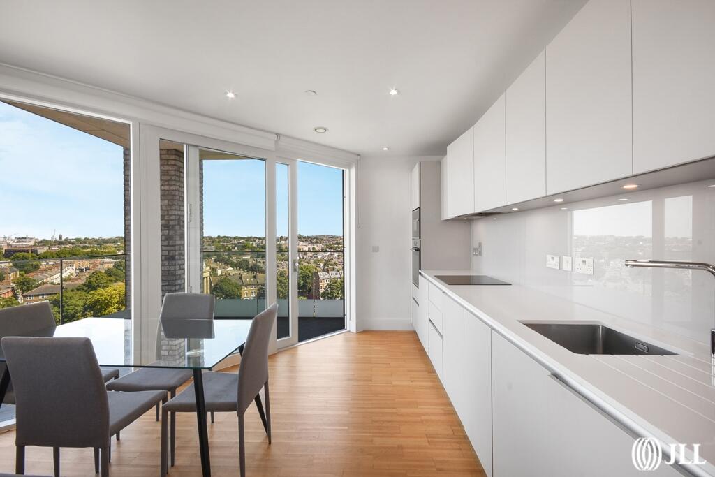 Apartment in London, Brixton - View 3